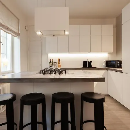 Downtown Modern Studio Apartment Helsinki