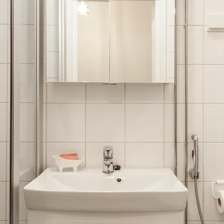 Downtown Modern Studio Apartament